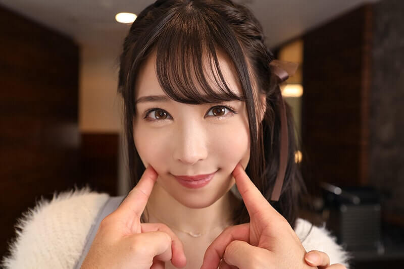 AV女優の吉岡ひより